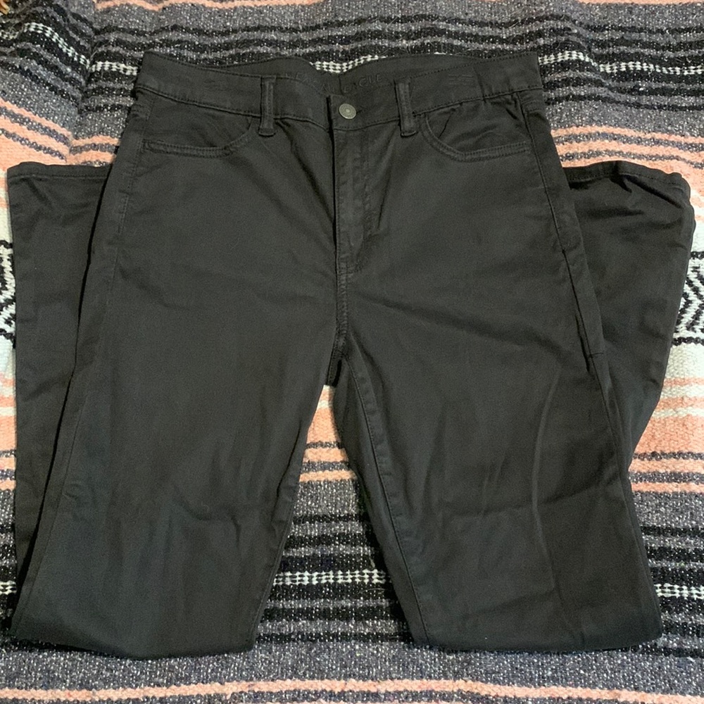 american eagle black skinny jeans!